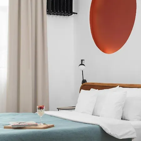 Oomph Stylish Vintage ורשה